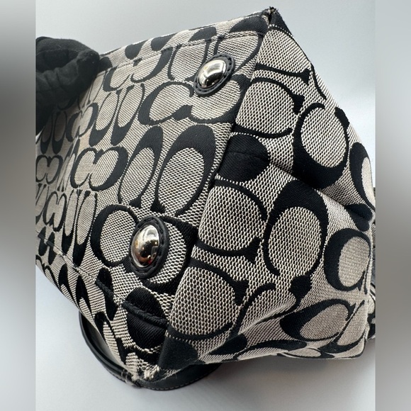 Coach Penelope Signature Shoulder / Tote Bag | Good Used Condition - Picture 8 of 17